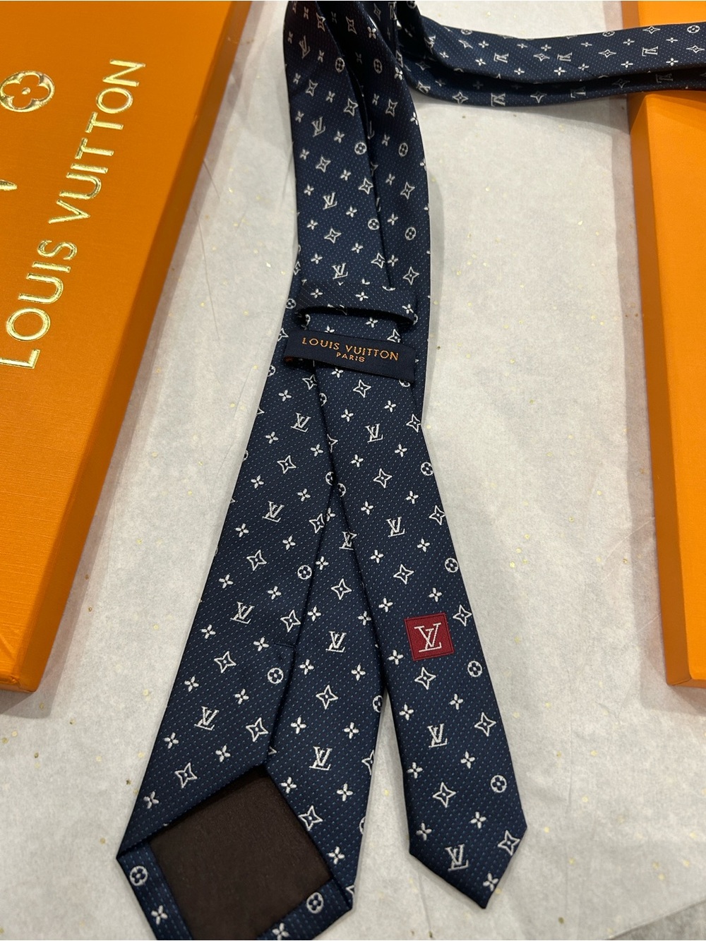 Louis Vuitton Navy Silk Monogram Tie with White Accents - Picture 3 of 3